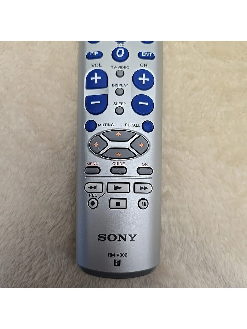 Sony RM-V302 Universal Programmable Remote Control Commander Tested